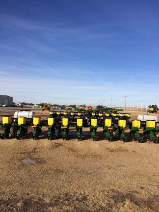 2011 John Deere 1710