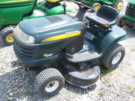 Craftsman LT1000 Lawn & Garden and Commercial Mowing - John Deere