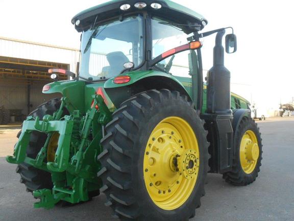 2015 John Deere 8245R