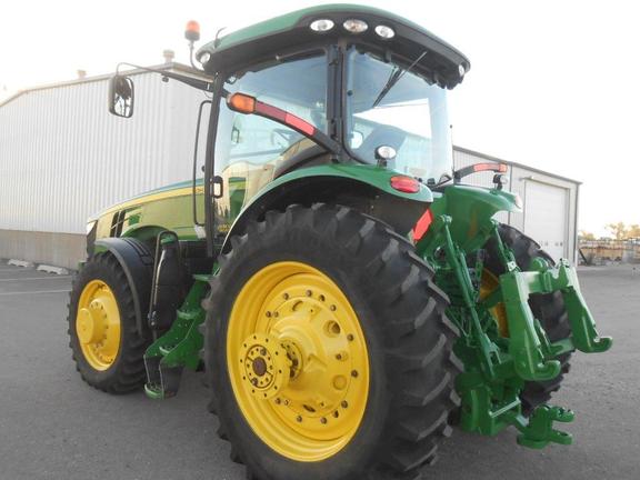 2015 John Deere 8245R