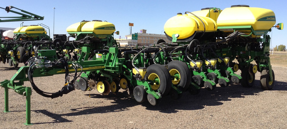 2014 John Deere 1770NT