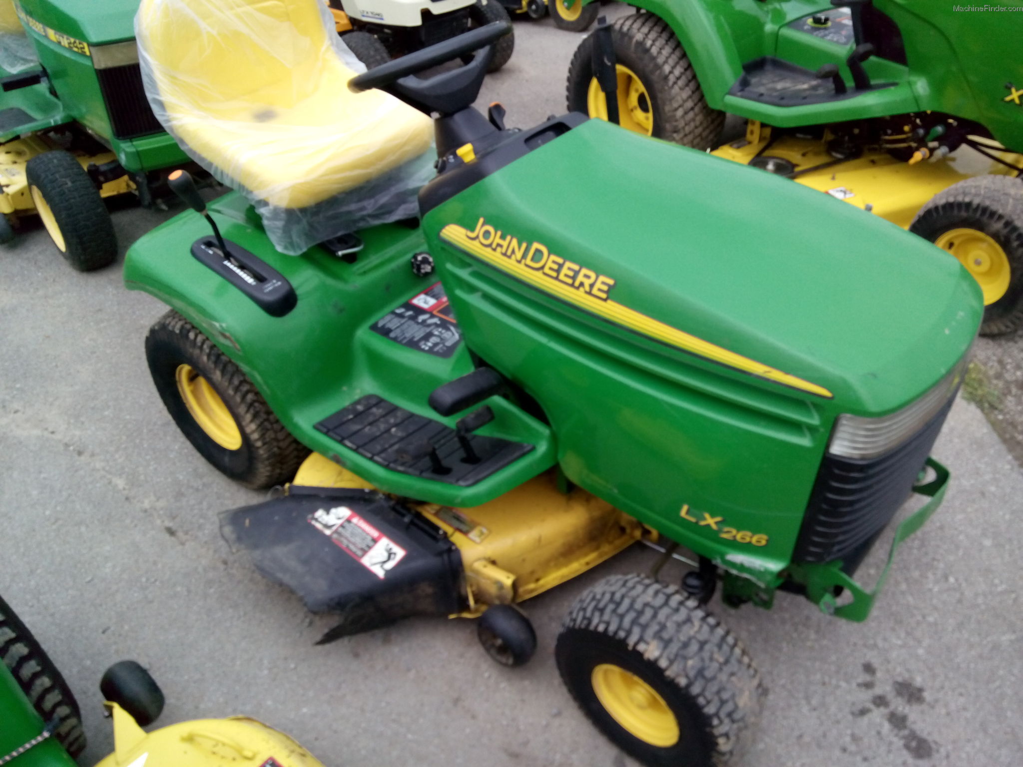 2003 John Deere LX266 Lawn Garden And Commercial Mowing John Deere