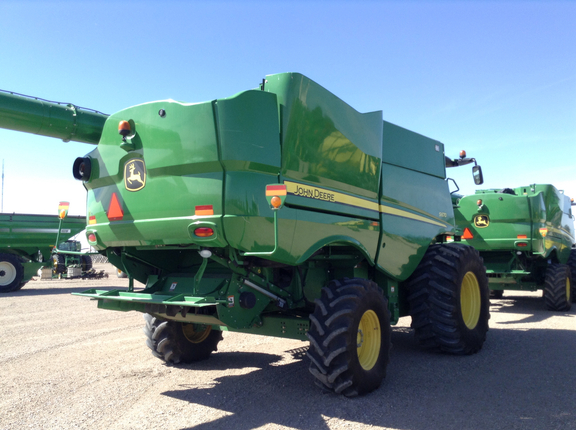 2014 John Deere S670