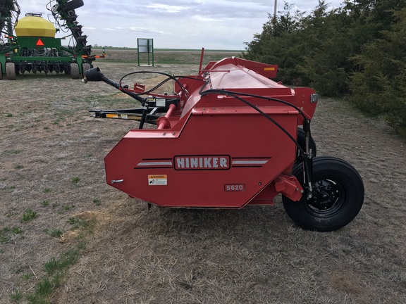 2010 Hiniker 5620