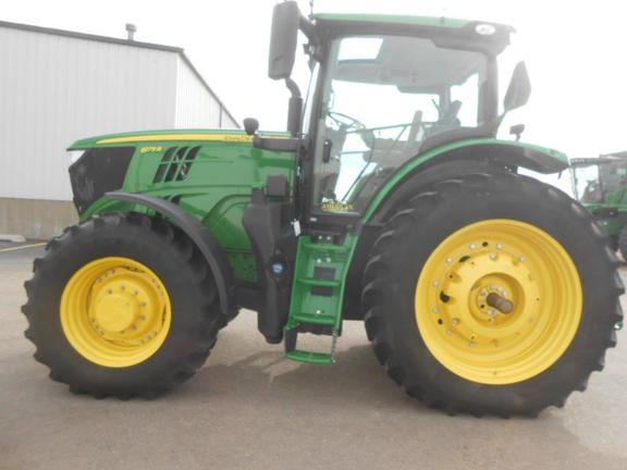 2015 John Deere 6175R