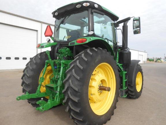 2015 John Deere 6175R