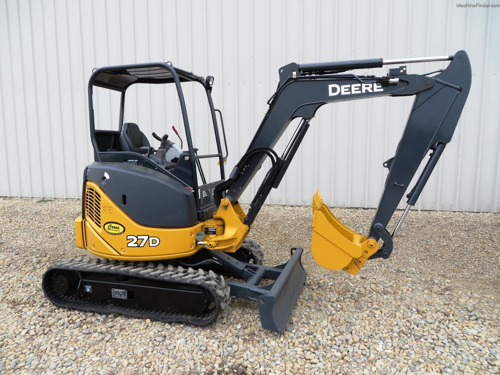 John Deere 27D Compact Excavator - John Deere MachineFinder