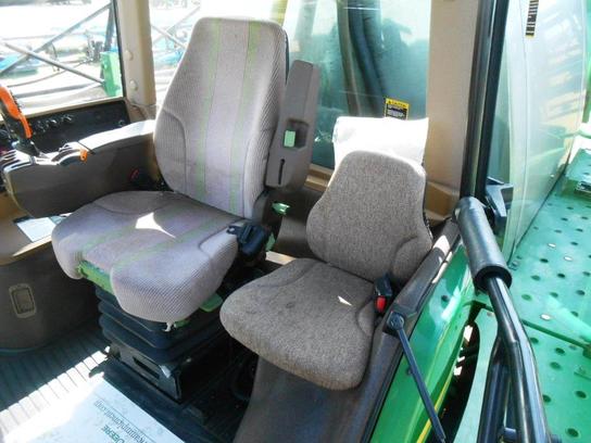 2011 John Deere 4830