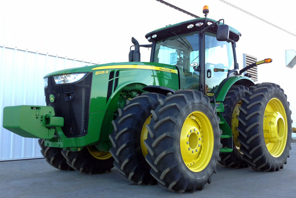 2013 John Deere 8335R