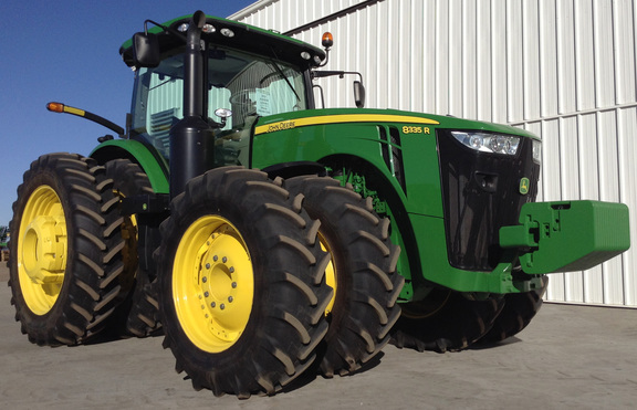 2013 John Deere 8335R