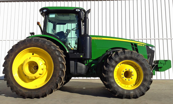 2013 John Deere 8335R