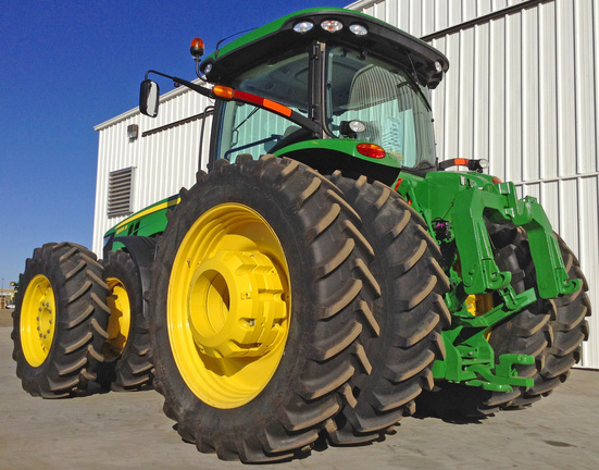 2013 John Deere 8335R