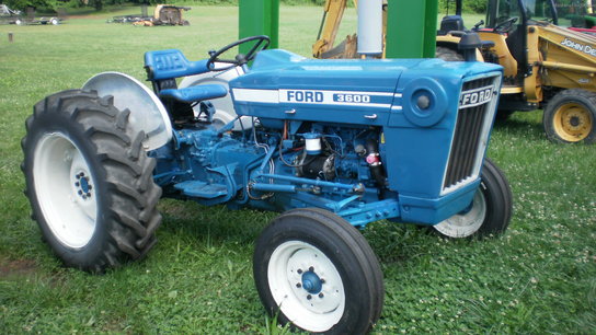 1980 Ford 3600 tractor