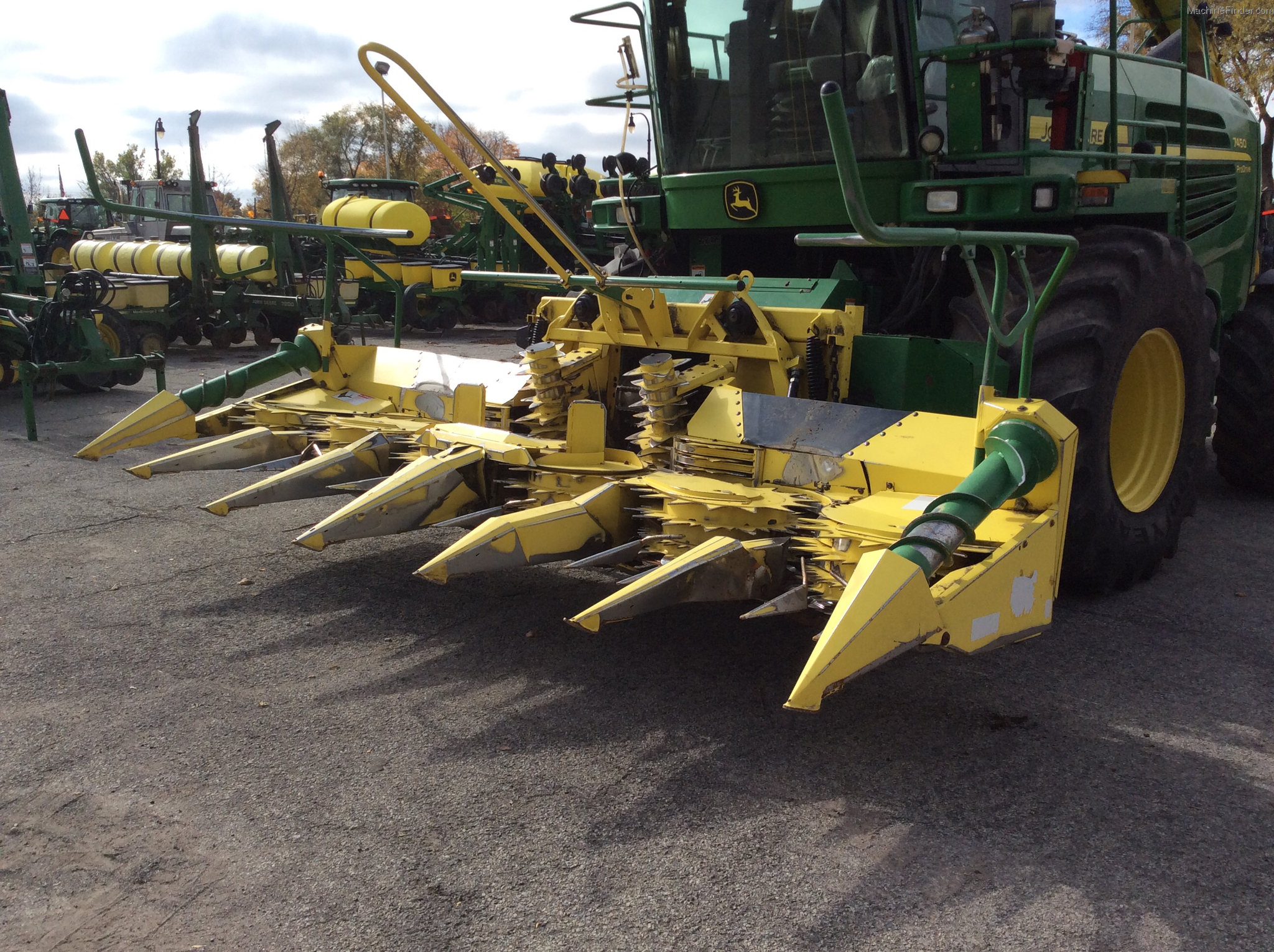 2010 John Deere 686 Forage Harvestors - Self-Propelled - John Deere ...