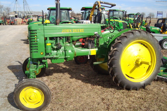 1951 John Deere MT Tractors - Utility (40-100hp) - John Deere MachineFinder