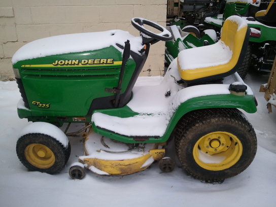 2003 John Deere GT225 Lawn & Garden and Commercial Mowing - John Deere ...