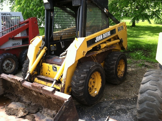 1997 John Deere 6675 Skid Steer Loaders - John Deere MachineFinder