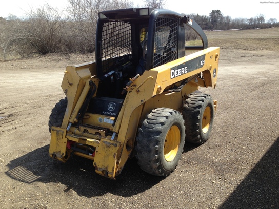 2005 John Deere 325 Skid Steer Loaders - John Deere MachineFinder