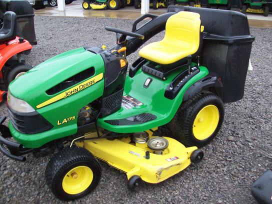 2008 John Deere LA175 Lawn & Garden and Commercial Mowing - John Deere ...