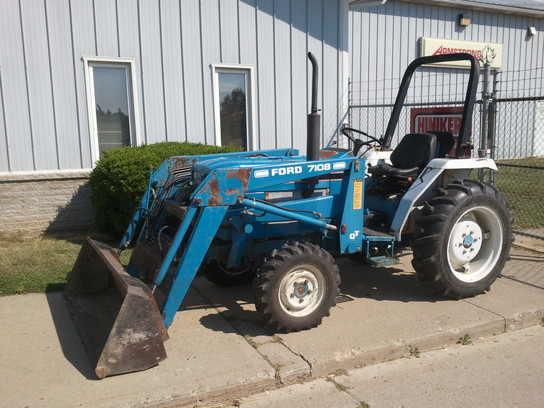Ford 1720 4wd tractor #8