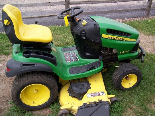 John Deere LA175