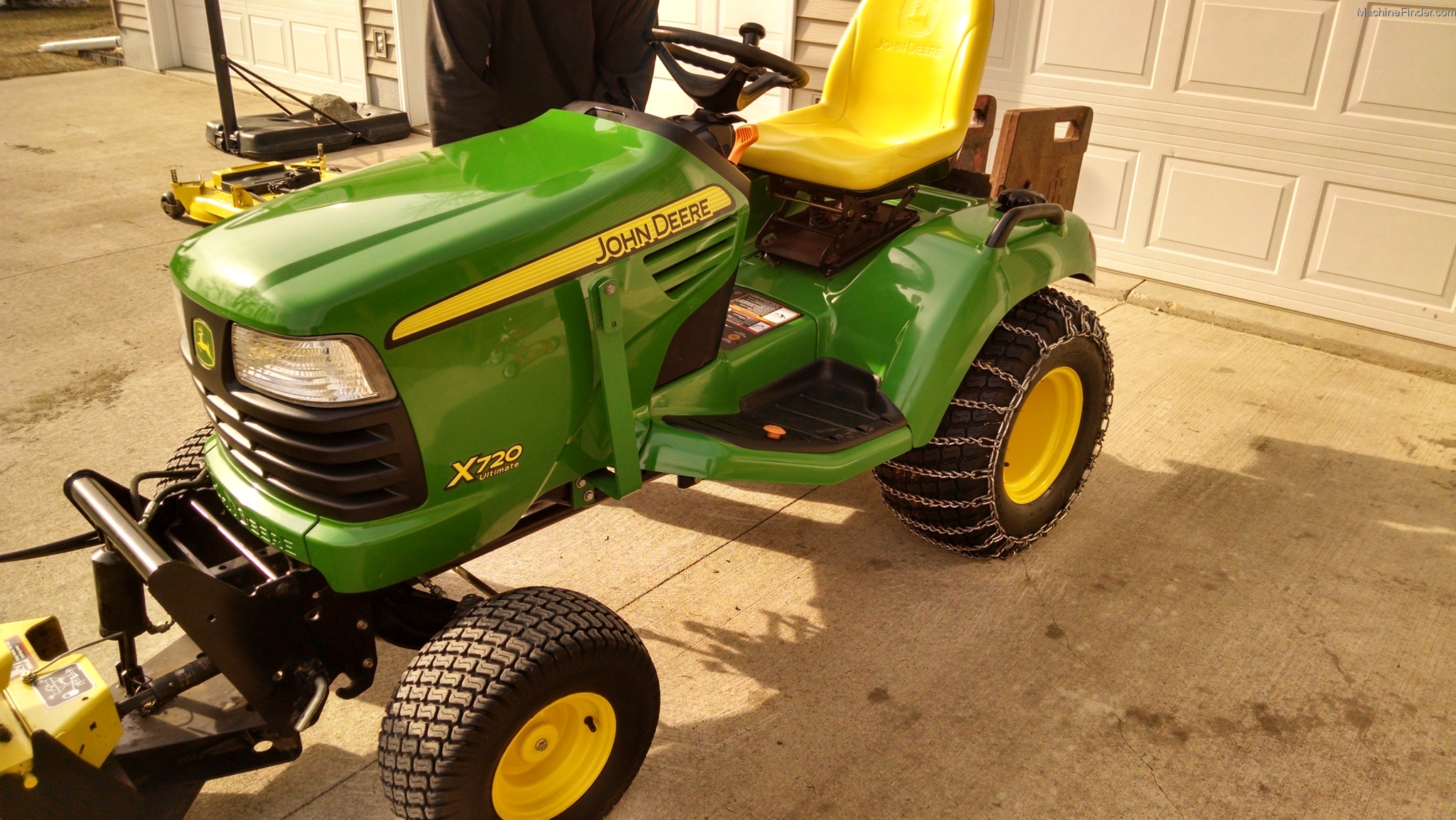 2007 John Deere X720 Lawn & Garden and Commercial Mowing - John Deere ...