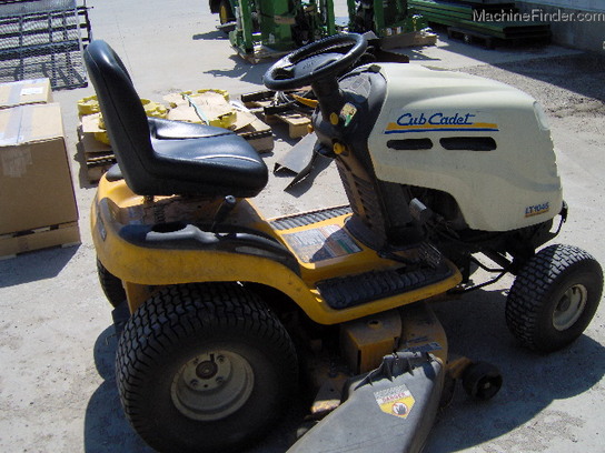 2006 Cub Cadet LT1045 Lawn & Garden and Commercial Mowing - John Deere ...