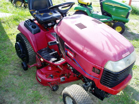 Toro 520XI Lawn & Garden and Commercial Mowing - John Deere MachineFinder