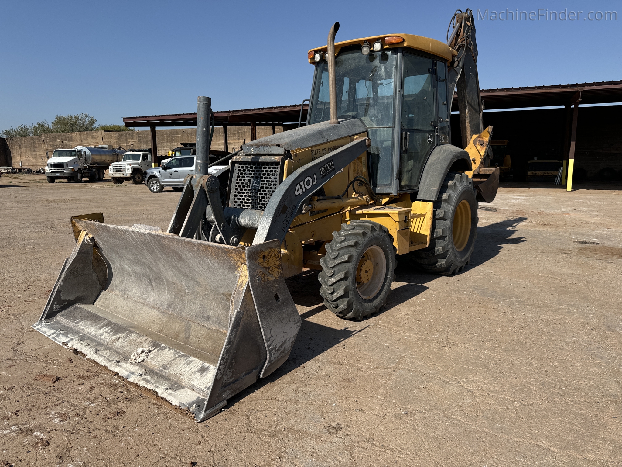 2011 John Deere 410J Image 3