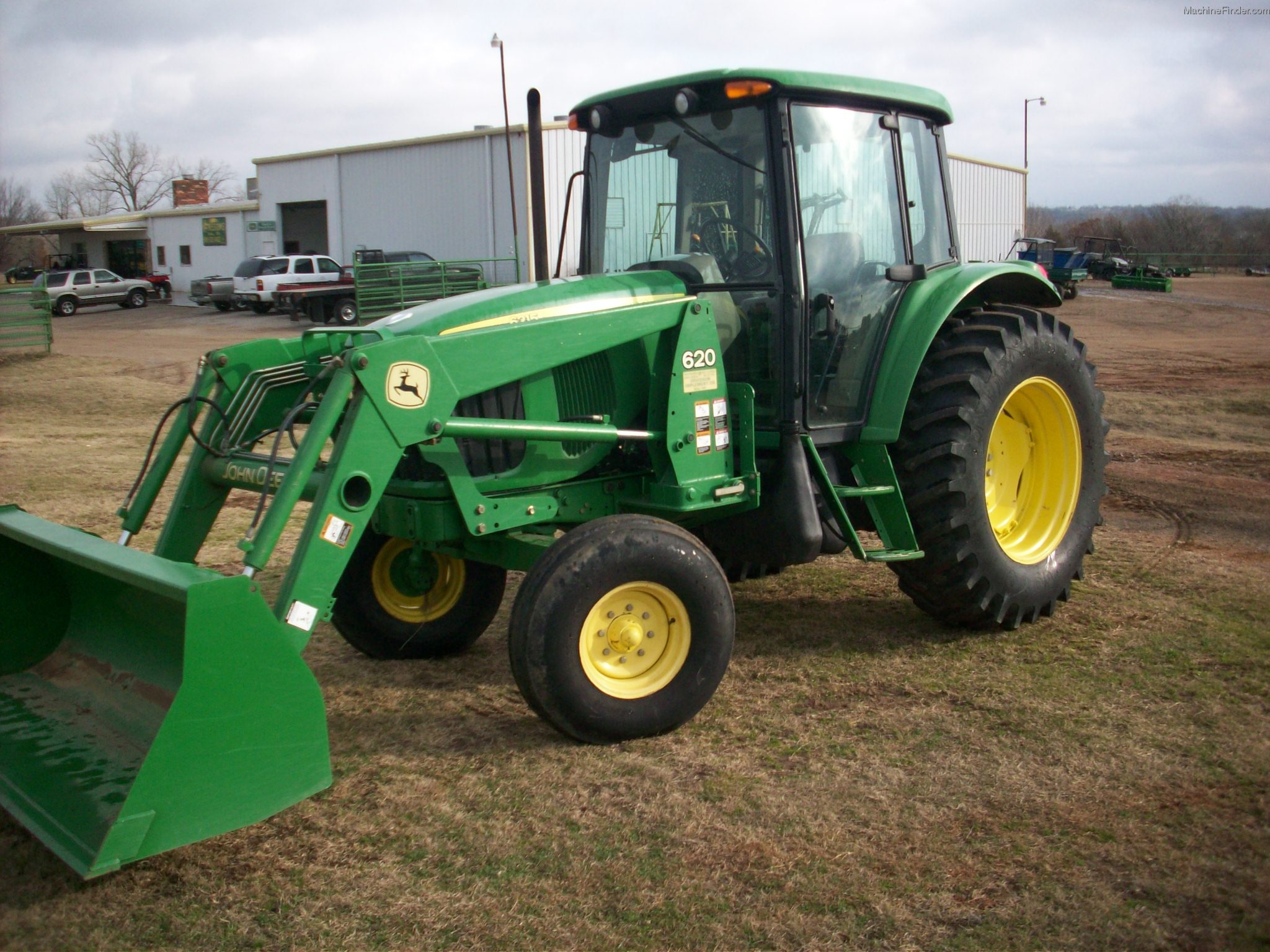 John Deere 6215 Tractors - Utility (40-100hp) - John Deere MachineFinder