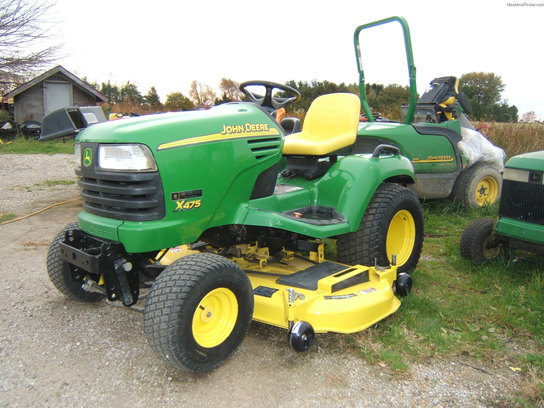 John Deere X475 W/62