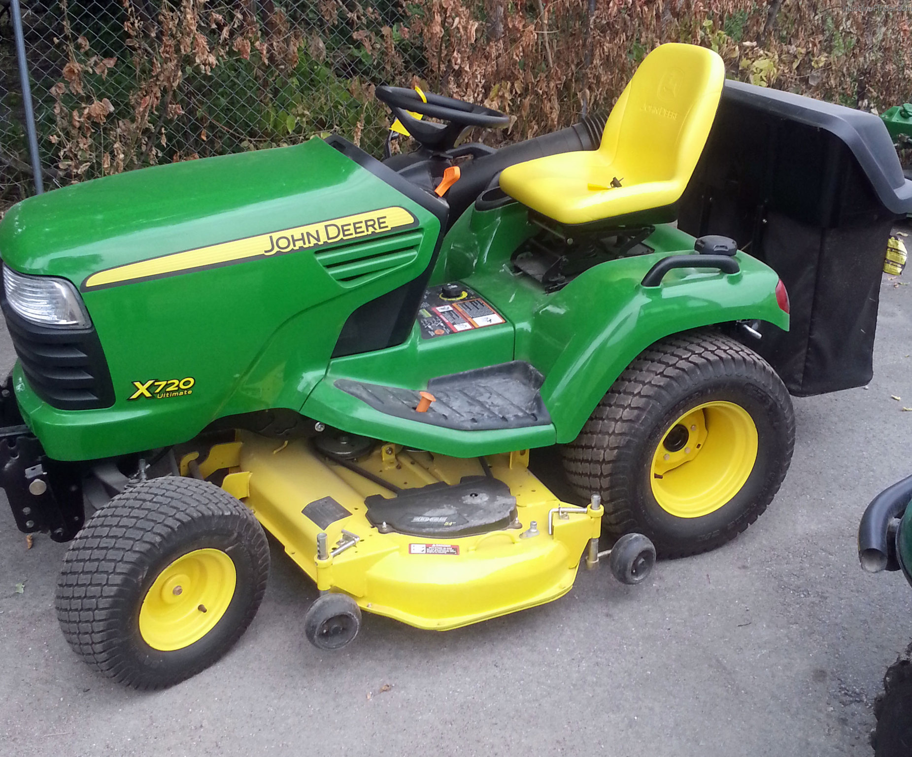 2011 John Deere X720 Lawn & Garden and Commercial Mowing - John Deere ...