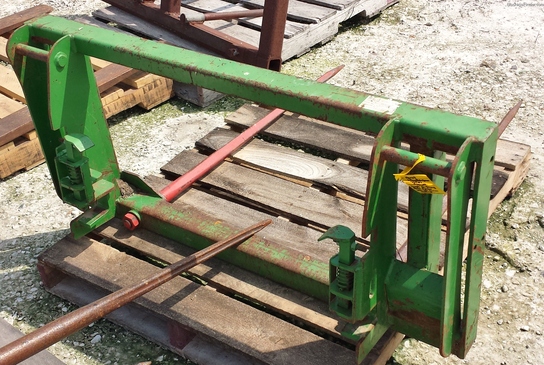 Horst DOUBLE PRONG BALE SPEAR Hay Equipment - Handling and Transport ...