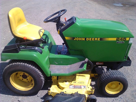 John Deere 245 Lawn & Garden and Commercial Mowing - John Deere ...