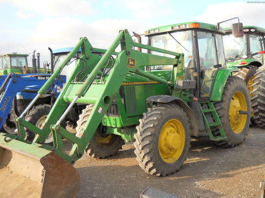 John Deere 7400 Tractors - Row Crop (+100hp) - John Deere MachineFinder