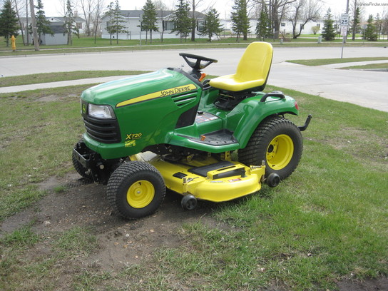 2008 John Deere X720 WITH 3 POINT AND PTO Lawn & Garden and Commercial ...