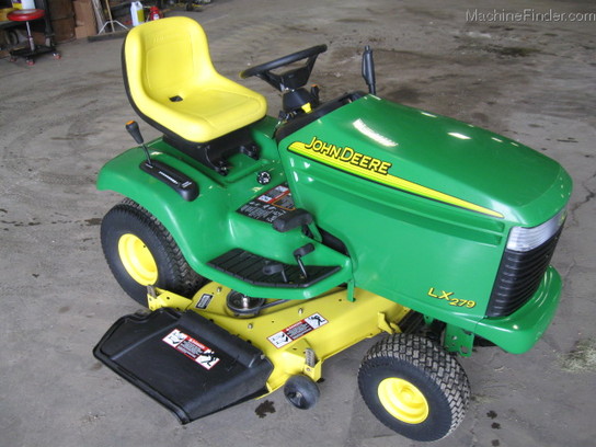 2002 John Deere LX279/42