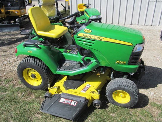 2008 John Deere X744 Lawn & Garden and Commercial Mowing - John Deere ...