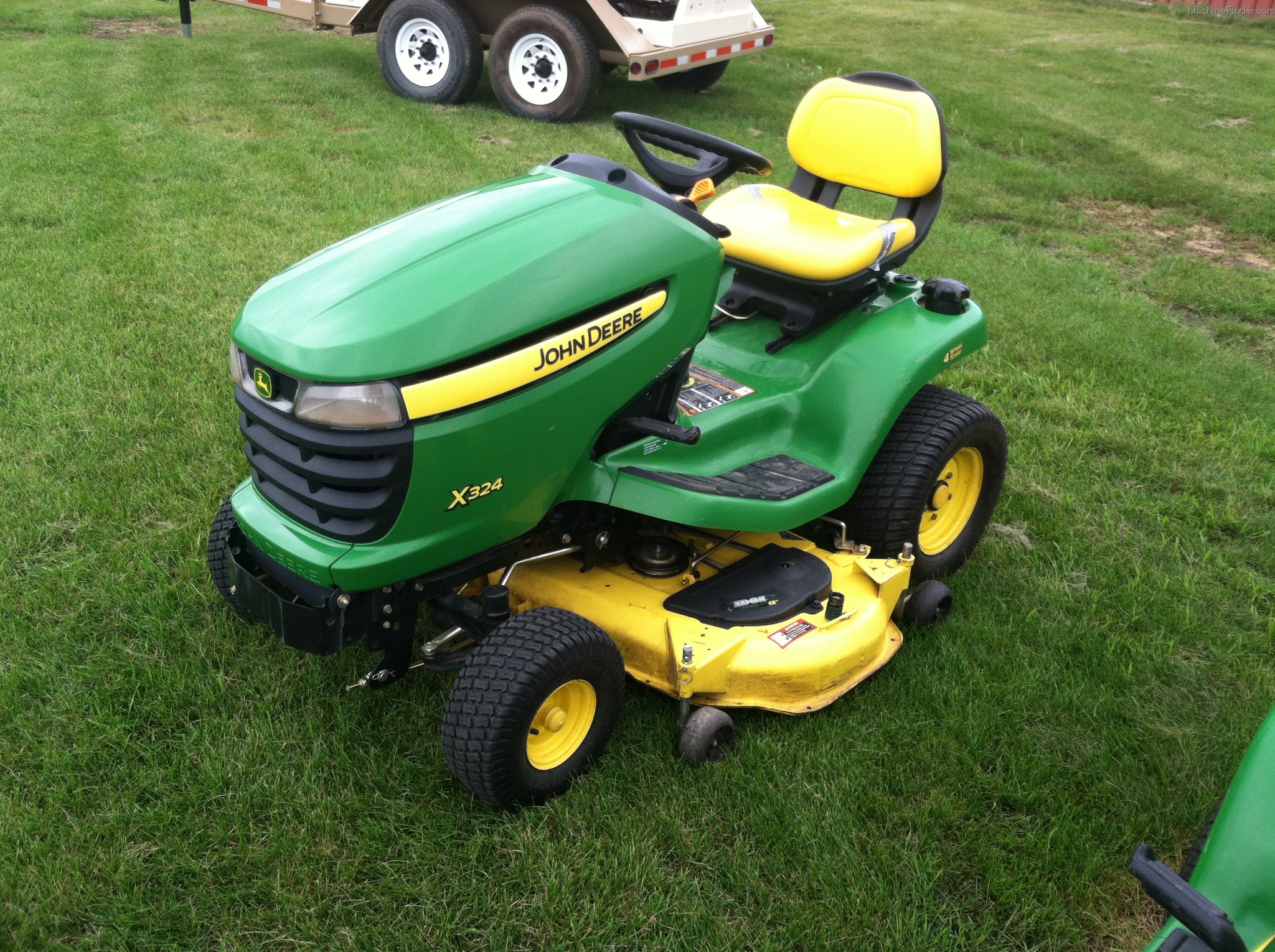 2009 John Deere X324 Lawn & Garden and Commercial Mowing - John Deere ...