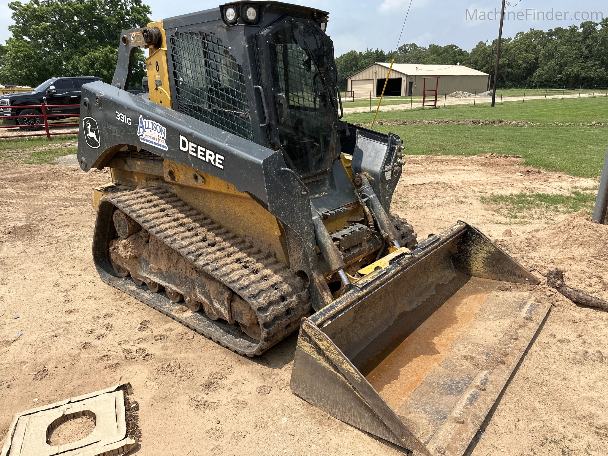 2020 John Deere 331G Image 5