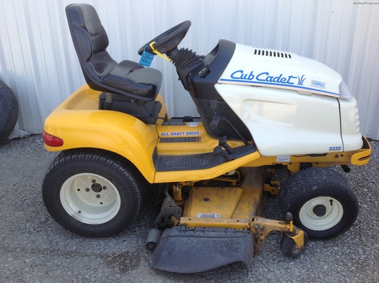 2002 Cub Cadet 3235 Lawn & Garden and Commercial Mowing - John Deere ...