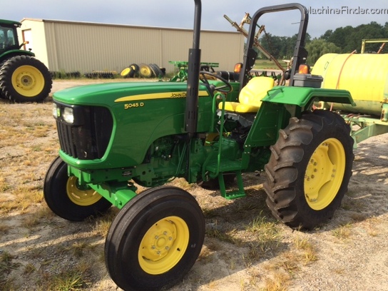 2012 John Deere 5045D