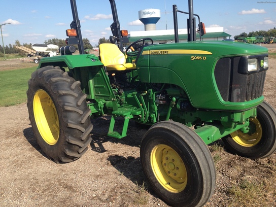 2010 John Deere 5055D Tractors - Utility (40-100hp) - John Deere ...