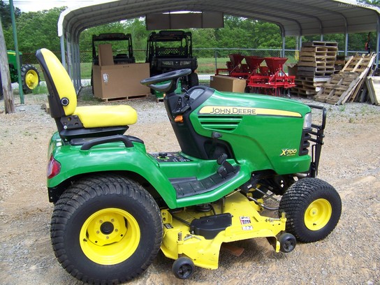 2008 John Deere X700 Lawn & Garden and Commercial Mowing - John Deere ...