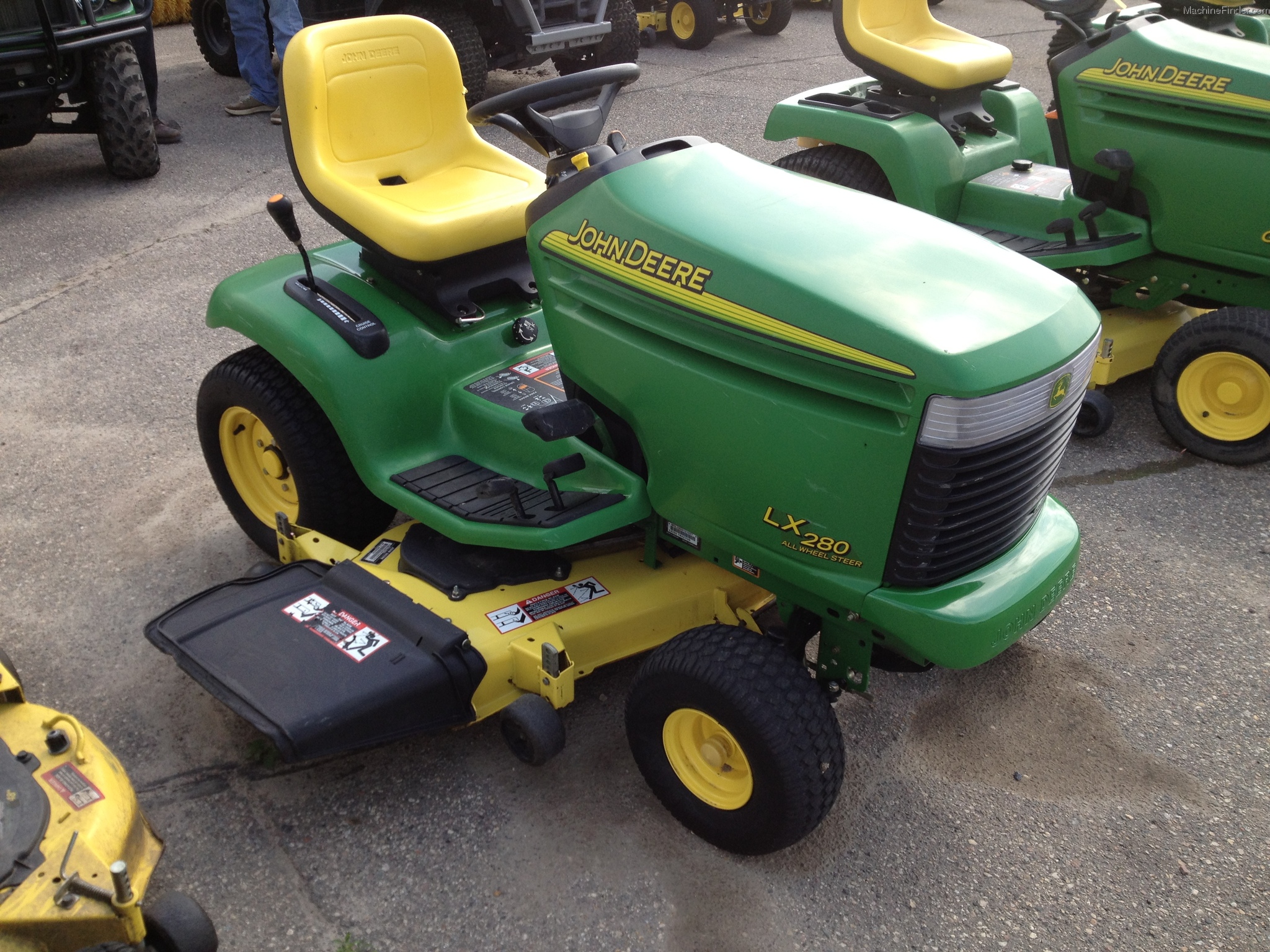 2005 John Deere LX280 Lawn & Garden and Commercial Mowing - John Deere ...