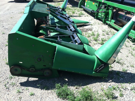 John Deere 843 Combine Corn & Row Crop Headers - John Deere MachineFinder