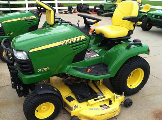 2011 John Deere X720 - Lawn & Garden Tractors - John Deere MachineFinder