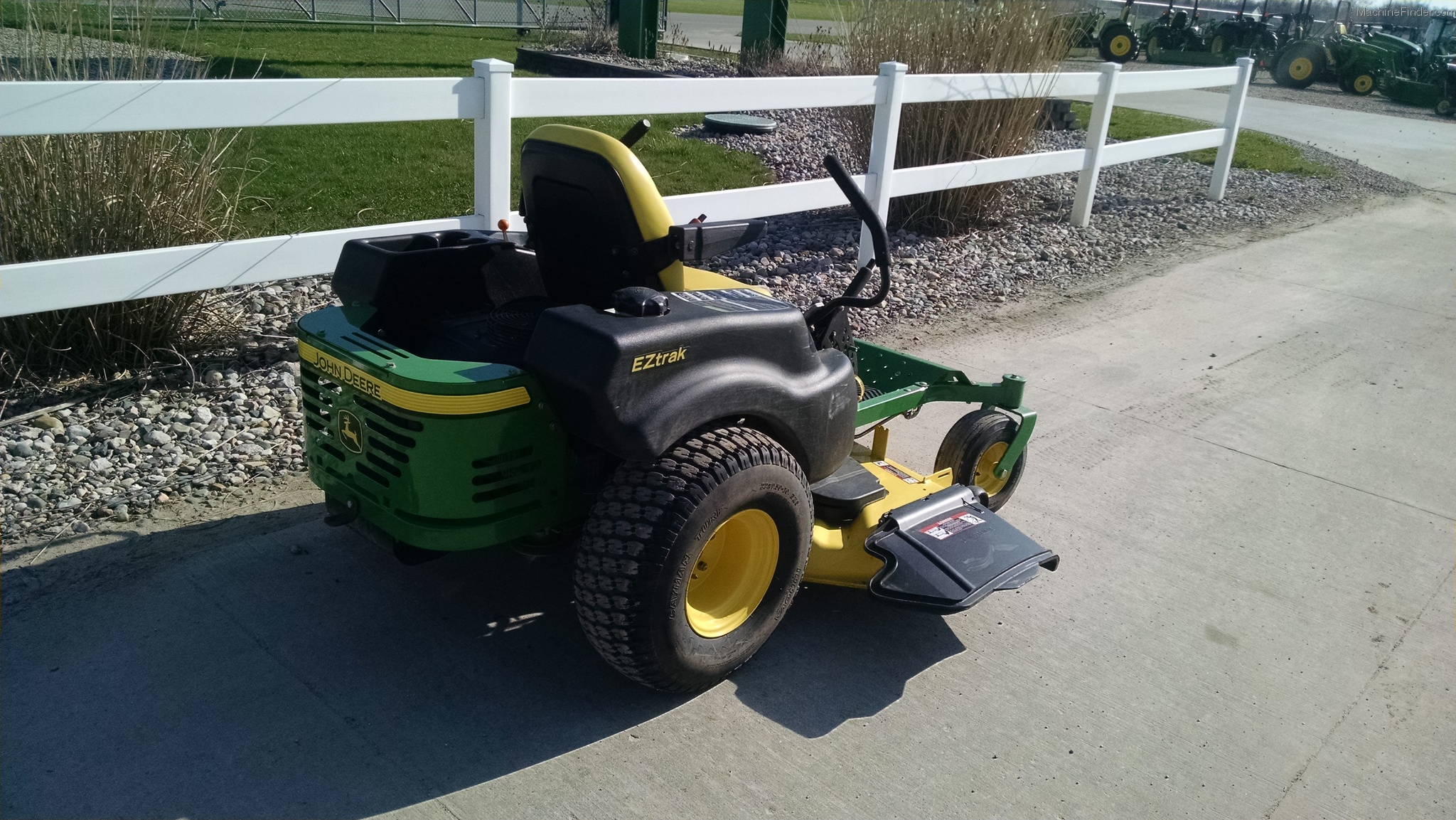 2010 John Deere Z445 Lawn & Garden and Commercial Mowing - John Deere ...