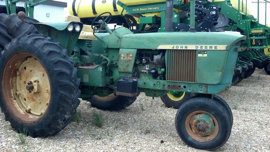 1967 John Deere 2510 Tractors - Utility (40-100hp) - John Deere ...