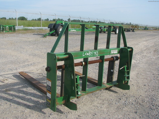 Frontier 48' FLOATING PALLET FORKS Forks - John Deere MachineFinder